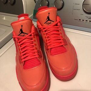 WOMENS AIR JORDAN 4 RETRO